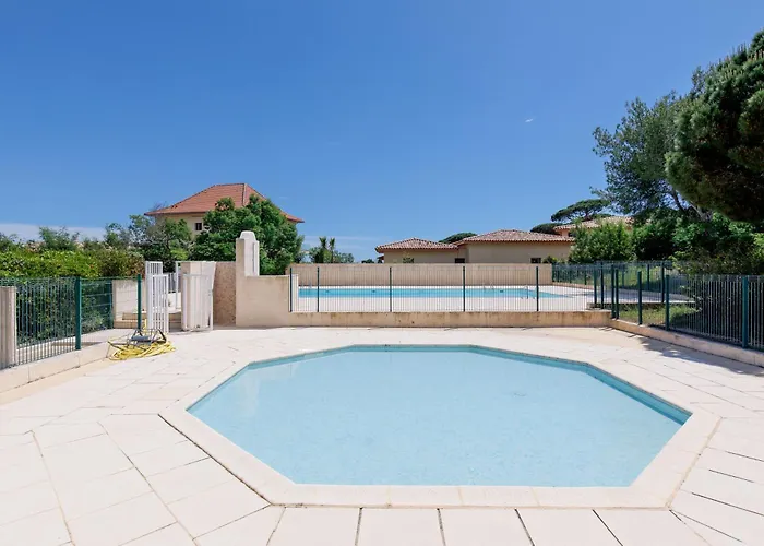 Bleu Horizon Yourhosthelper *